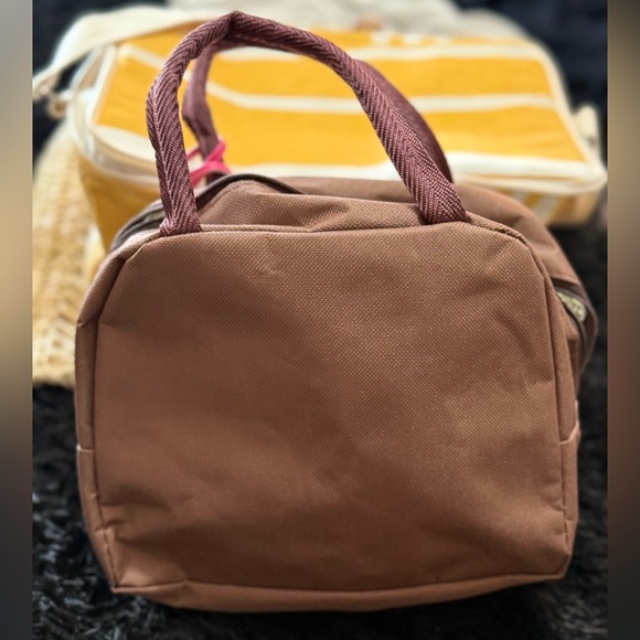 Cow themed with unicorn charm kids lunch‎ box - Picture 2 of 3